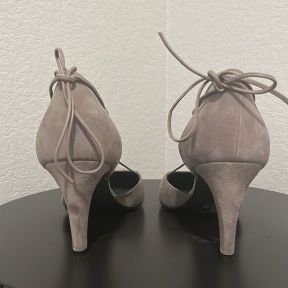 STUART WEITZMAN Gray/Beige Ankle Tie 3 Inch Heels, Size 10 - Picture 3 of 10